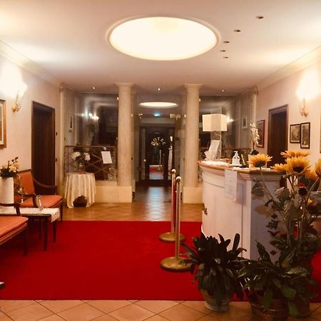 Hotel La Loggia Mestrino Екстериор снимка