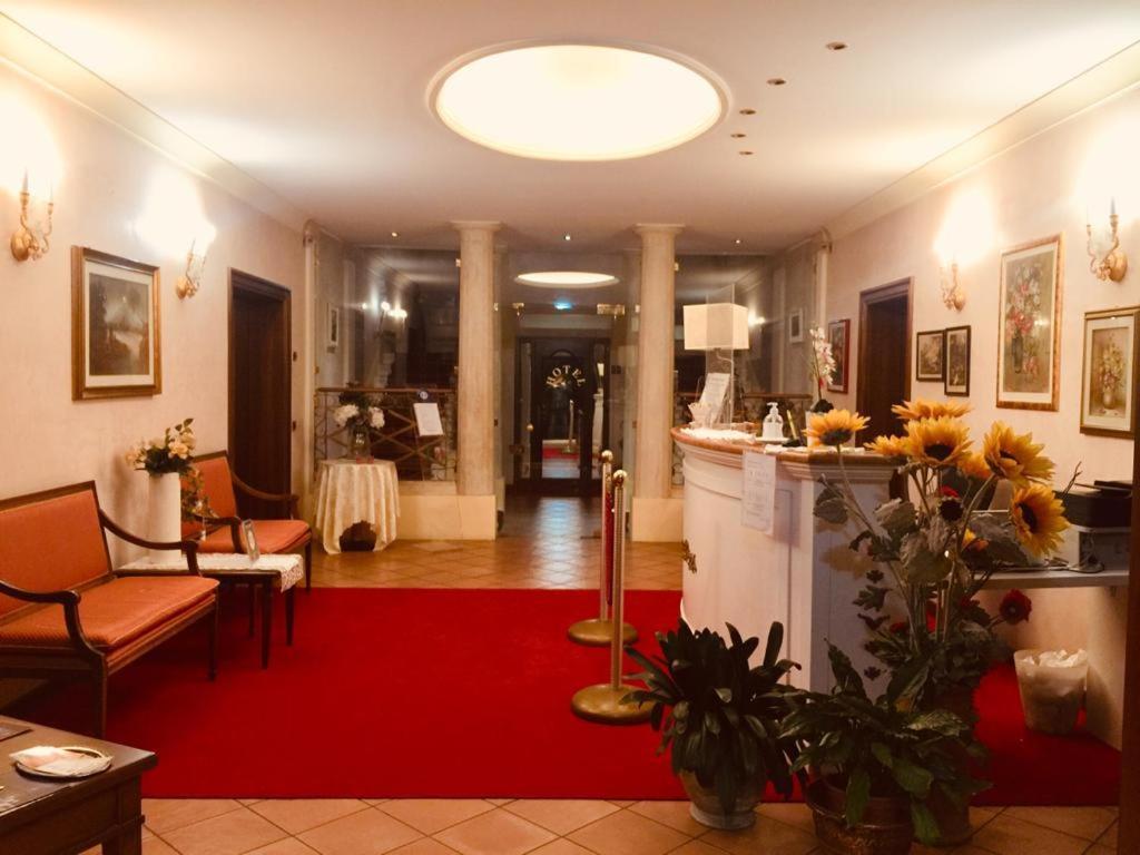 Hotel La Loggia Mestrino Екстериор снимка